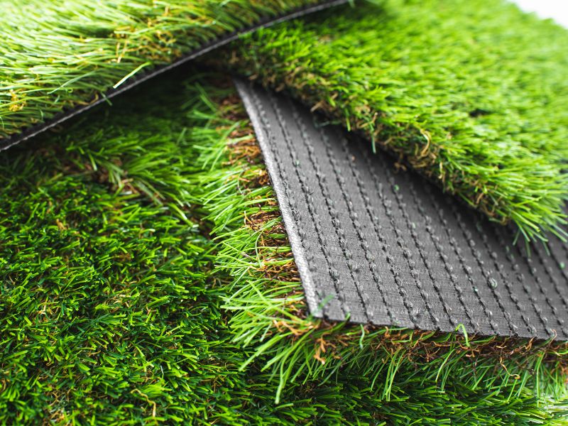 Artificial grass with latex backing