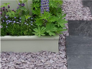 20mm Decorative Plum Slate Chippings - 20kg bag