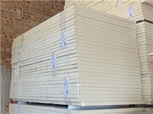 PIR Foil Insulation Board 2400mm x 1200mm x 25mm