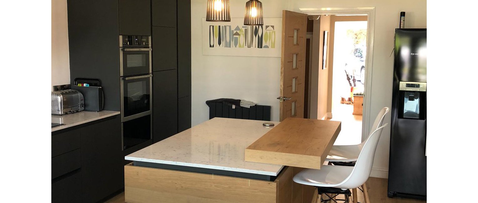 kitchen island with cantilever breakfast bar