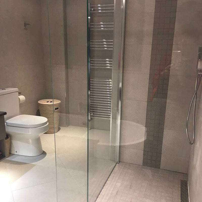 Modern bespoke bathroom design by Turnbull