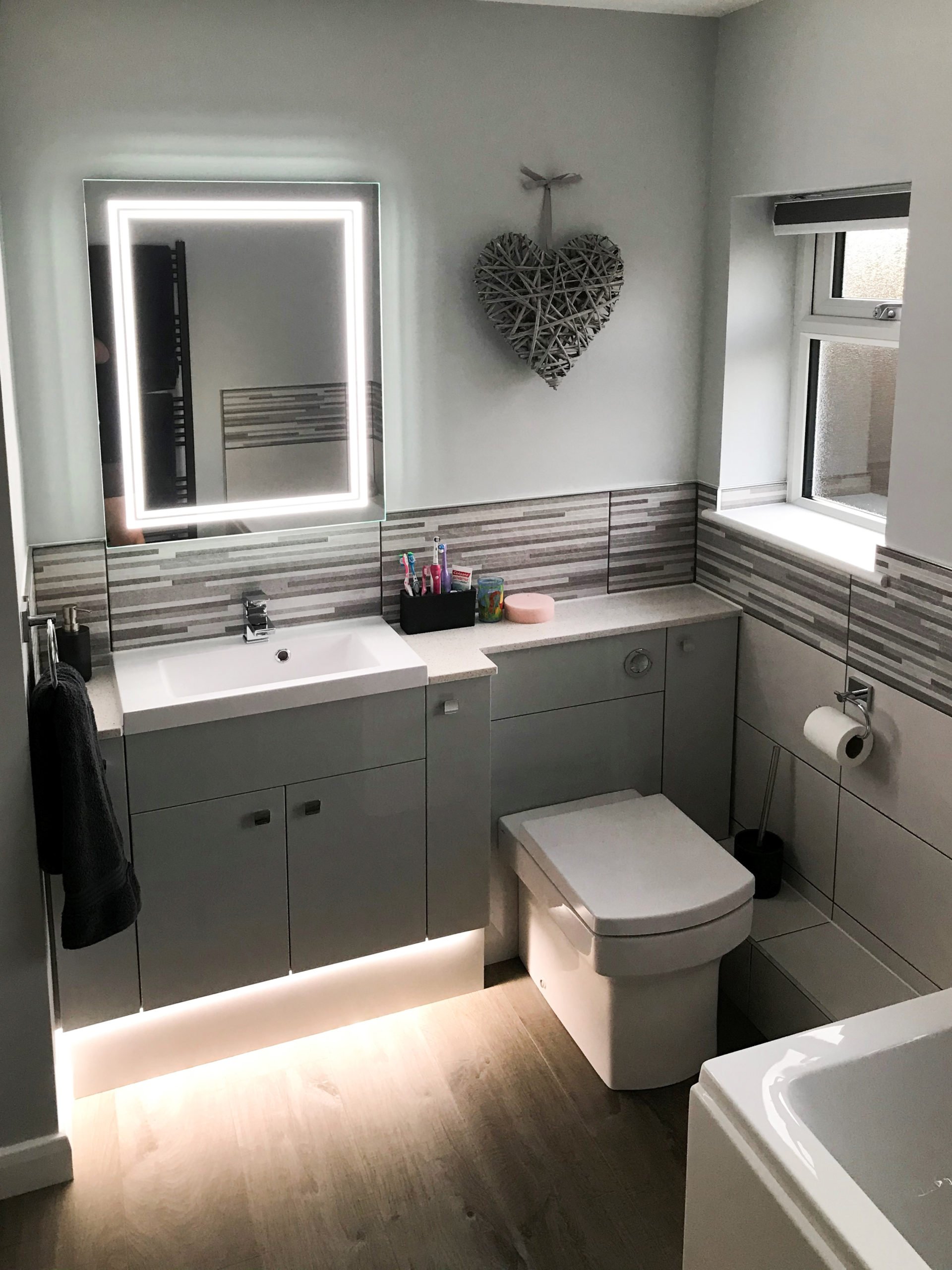 Updated modern looking Bathroom