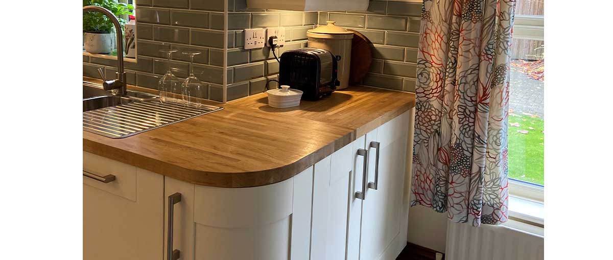 Curved shaker kitchen design