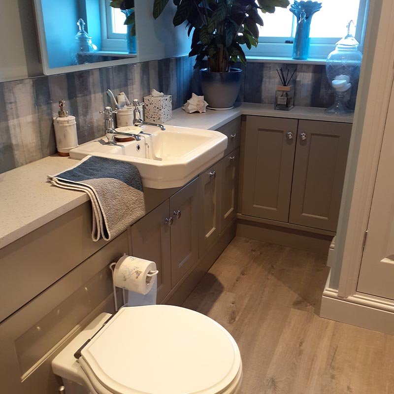 Small family bathroom with traditional style