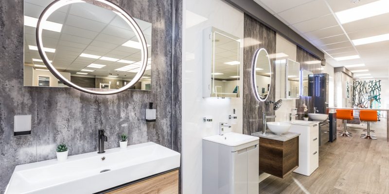 Turnbull Bathroom showroom - spacious bathroom displays in Lincoln