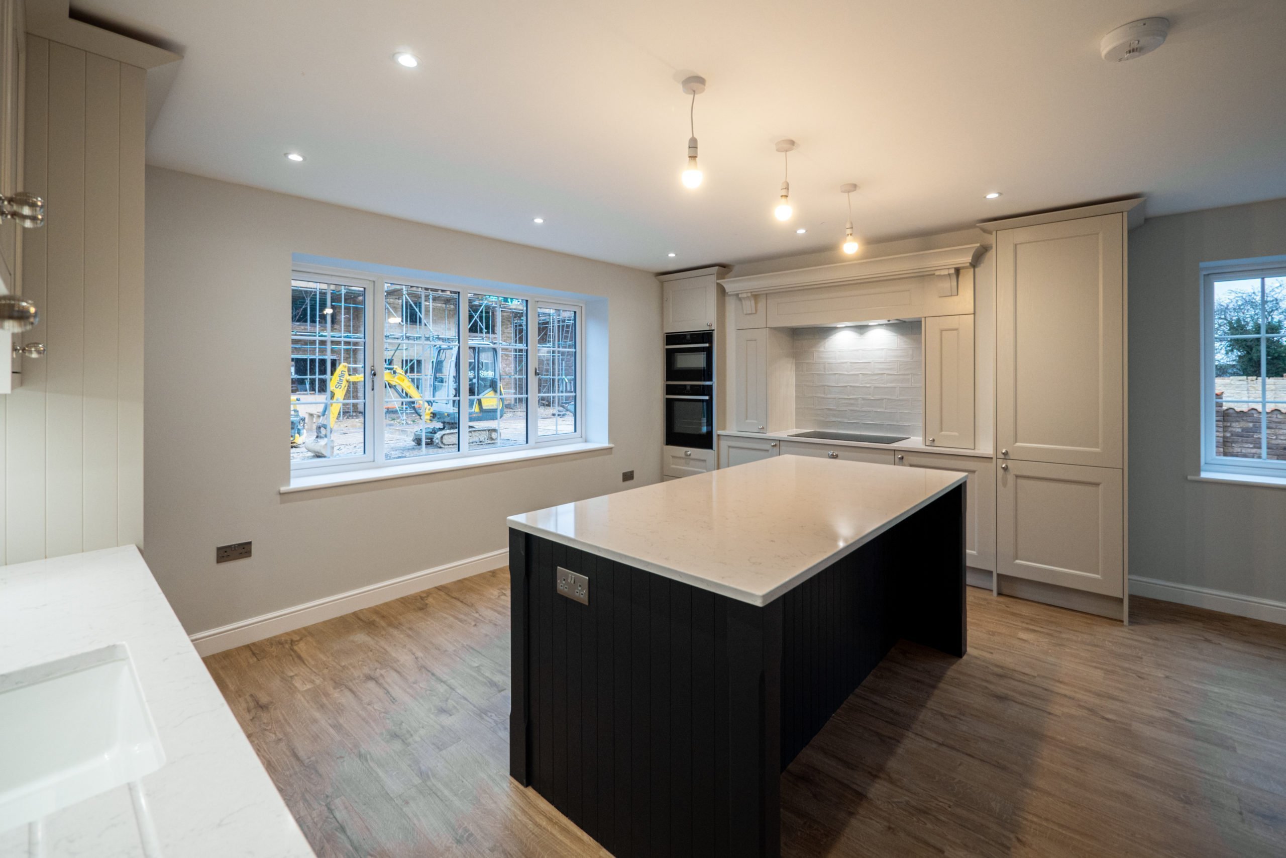 Sheraton Manor House Kitchen painted in Limestone and Anthracite