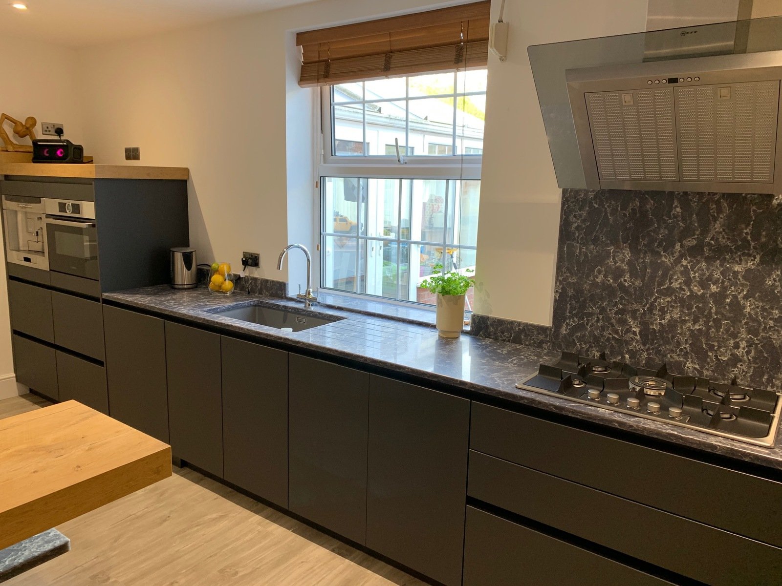 Rotpunkt German Kitchen in Oak and Carbon | Sleaford | Turnbull