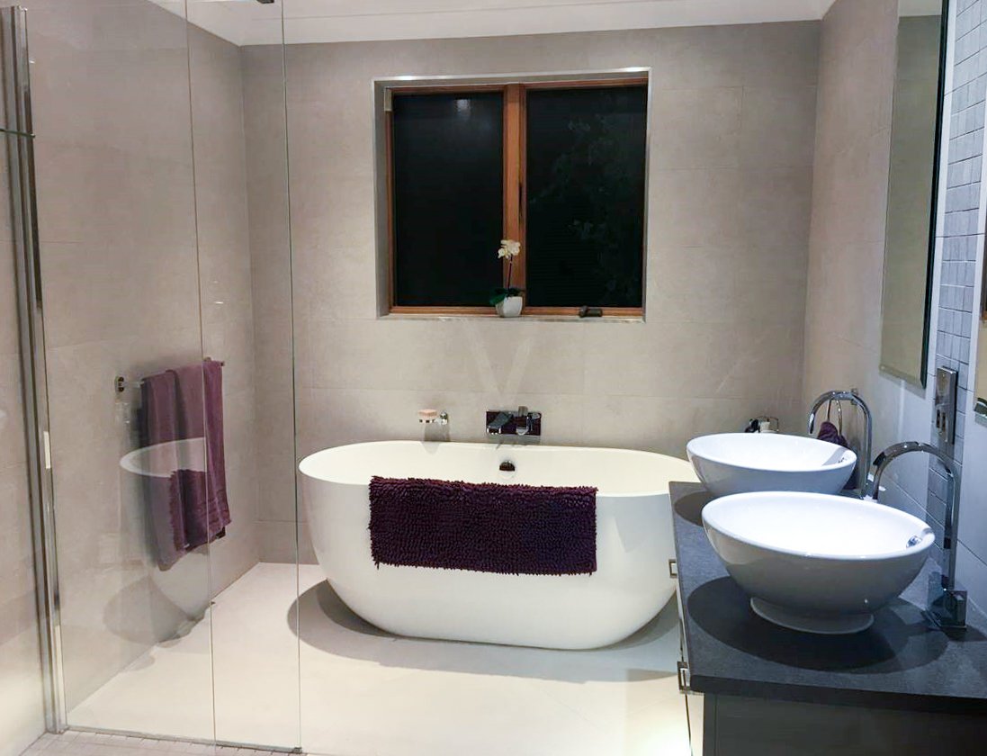 modern bathroom with freestanding bath