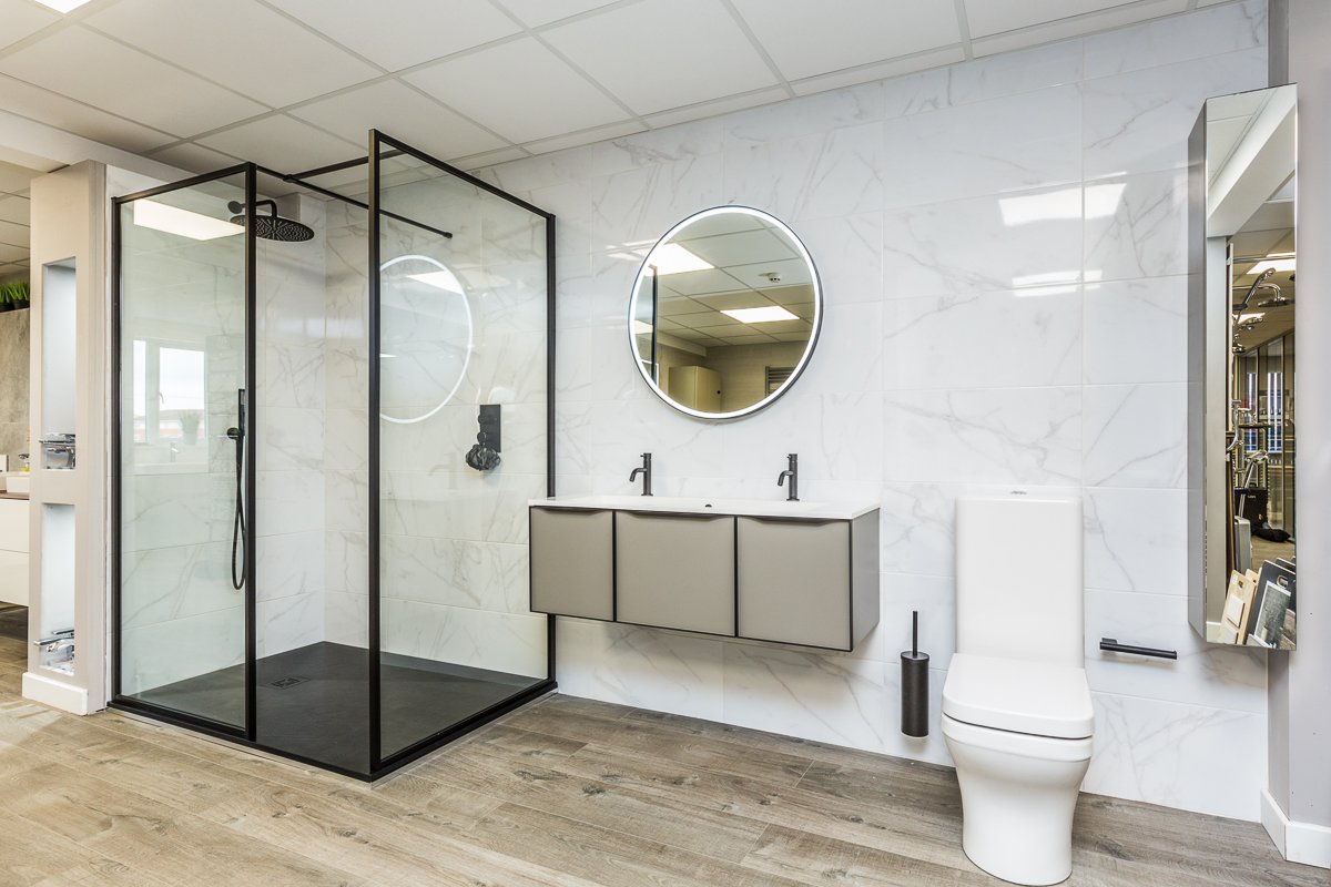 Modern shower enclosure in display in Brigg