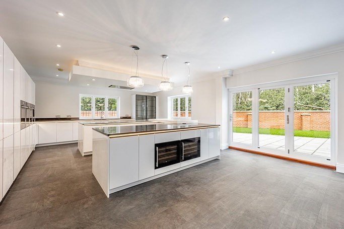 Open Plan Living in this bright white kitchen