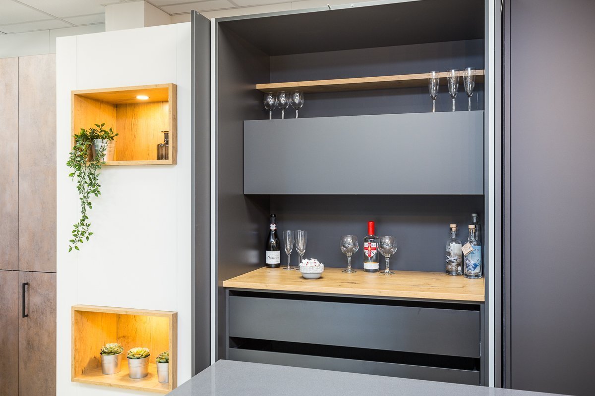 Rotpunkt-kitchen-storage-wall-cubes