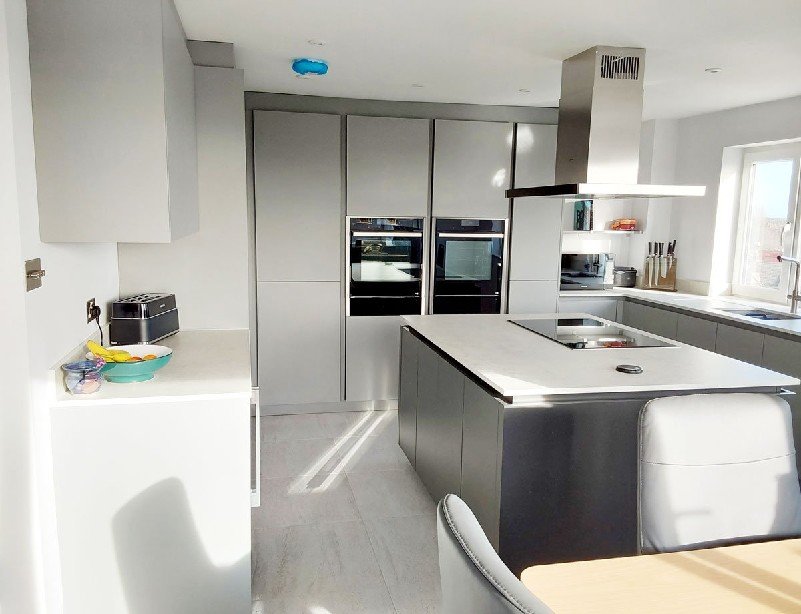 Grey and White Kitchen for Contemporary Open Plan Apartment